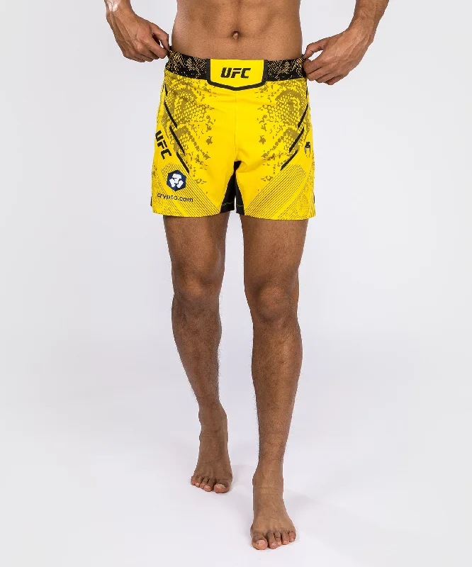 Men's distressed cotton shorts for a bohemian - inspired styleShorts de combat Coupe courte pour Hommes UFC Adrenaline by Venum Authentic Fight Night - Jaune Men's distressed cotton shorts for a bohemian - inspired styleShorts de combat Coupe courte pour Hommes UFC Adrenaline by Venum Authentic Fight Night - Jaune