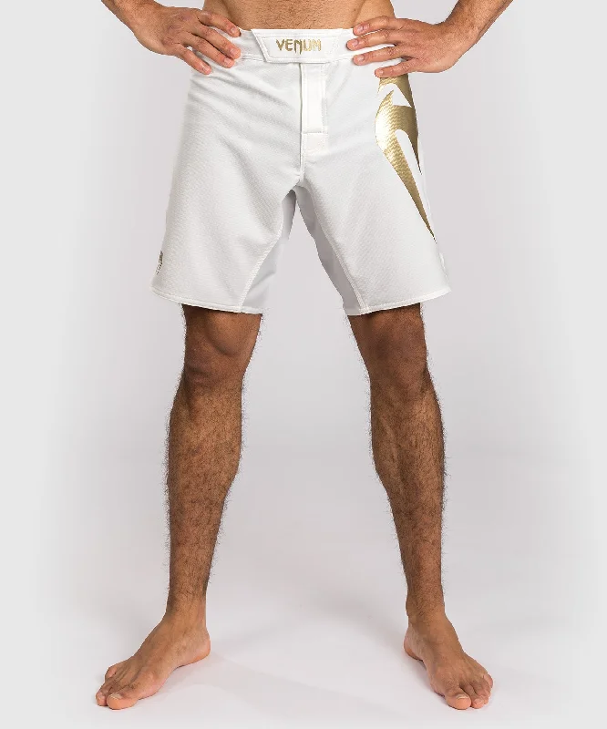Men's flat - front chino shorts for semi - formal summer eventsShorts de combat Venum Light 5.0 - Blanc/Or Men's flat - front chino shorts for semi - formal summer eventsShorts de combat Venum Light 5.0 - Blanc/Or