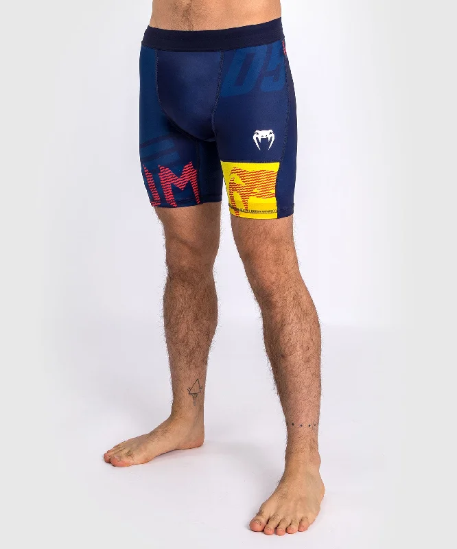 Men's plaid pattern wool blend shorts for a preppy fall styleVale Tudo Shorts Venum Sport 05 - Bleu/Jaune Men's plaid pattern wool blend shorts for a preppy fall styleVale Tudo Shorts Venum Sport 05 - Bleu/Jaune