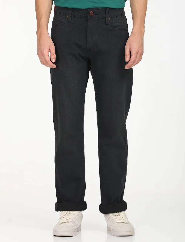 Men's Jeans with a Cargo - Inspired Knee Pocket for Extra StorageMen's 513 Slim Fit Navy Jeans