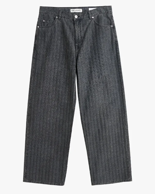 Men's Ripped Skinny Jeans in Acid Wash for an Edgy and Punk - Inspired StyleVast Cut - Torino Stripe
