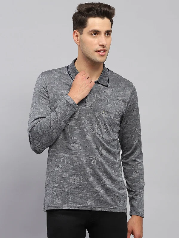 Men's short - sleeve linen t - shirts for summer beach outingsMen's short - sleeve linen t - shirts for summer beach outingsMen Green Self Design Collar Full Sleeve Winter T-Shirt