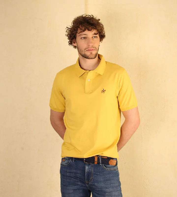 Men's ribbed cuffs and hem polo shirts for a textured lookPolo Fondo Entero Amarillo Medio Ref. 101020924