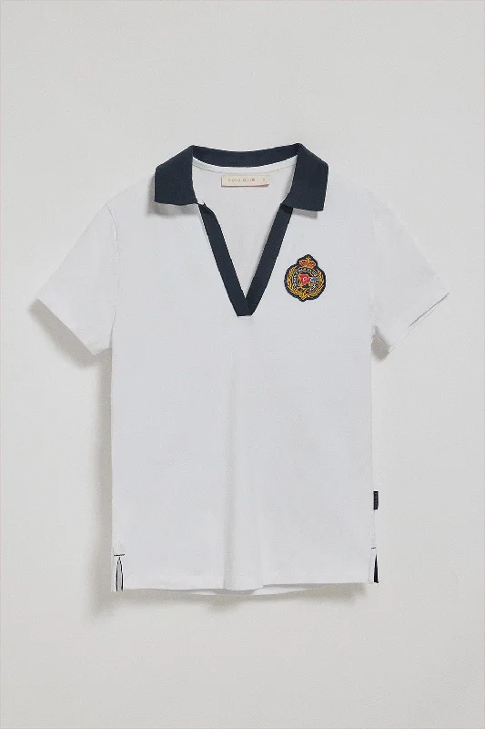 Men's formal - style silk blend polo shirts for special occasionsPolo Nautic sin botones blanco con detalle naútico en el pecho