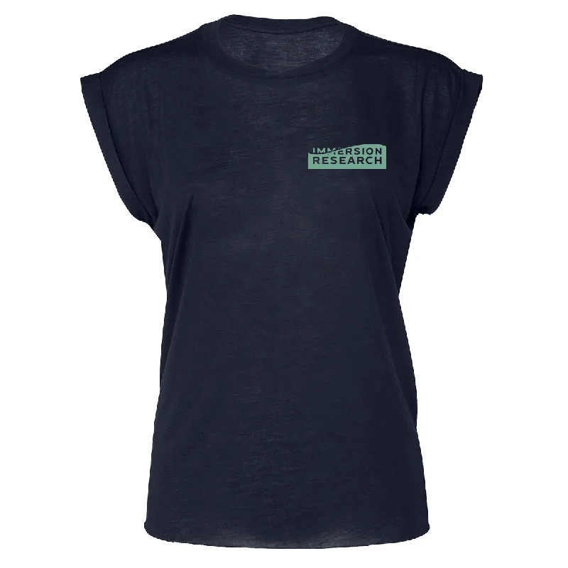 Men's polo t - shirts with a contrast collar for a preppy lookMen's polo t - shirts with a contrast collar for a preppy lookWomen's Cut Off Logo Shirt