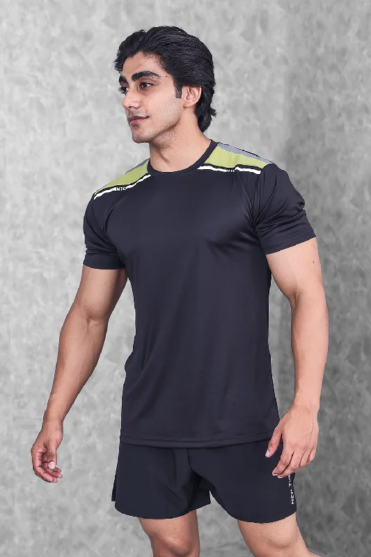 Men's eco - friendly recycled t - shirts for sustainable fashion choicesActive Panel T-shirt- Black