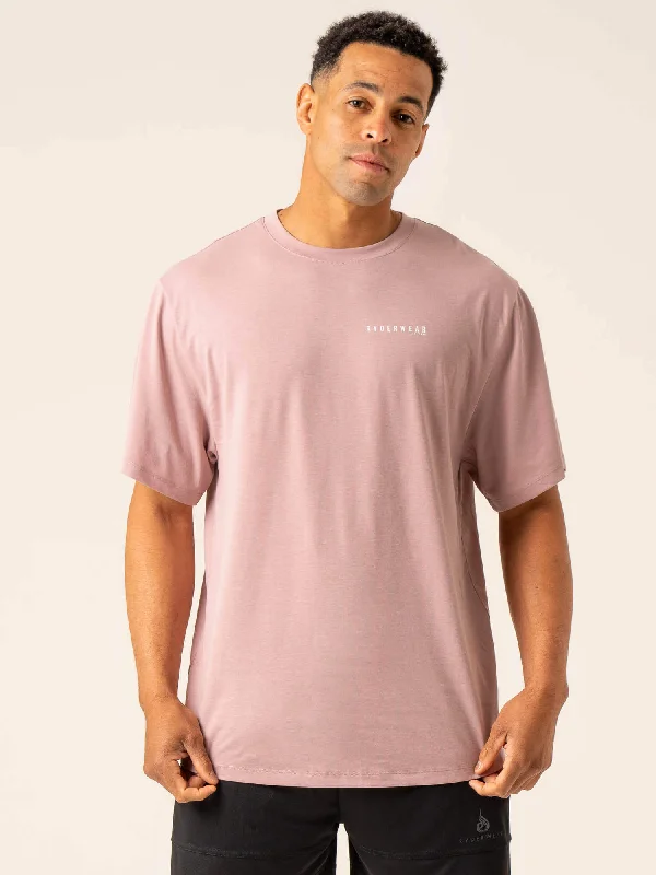 Men's printed Hawaiian t - shirts for tropical vacationsAdvance Oversized T-Shirt - Cinder