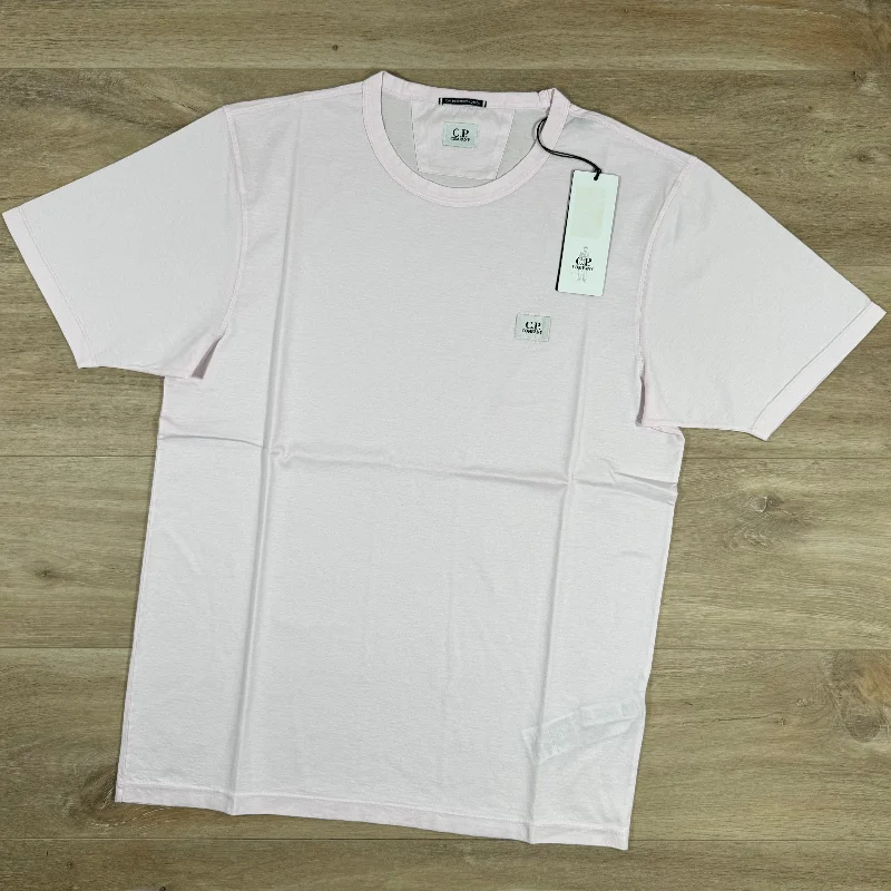 Men's short - sleeve linen t - shirts for summer beach outingsC.P. Company Cotton Logo T-Shirt in Pink