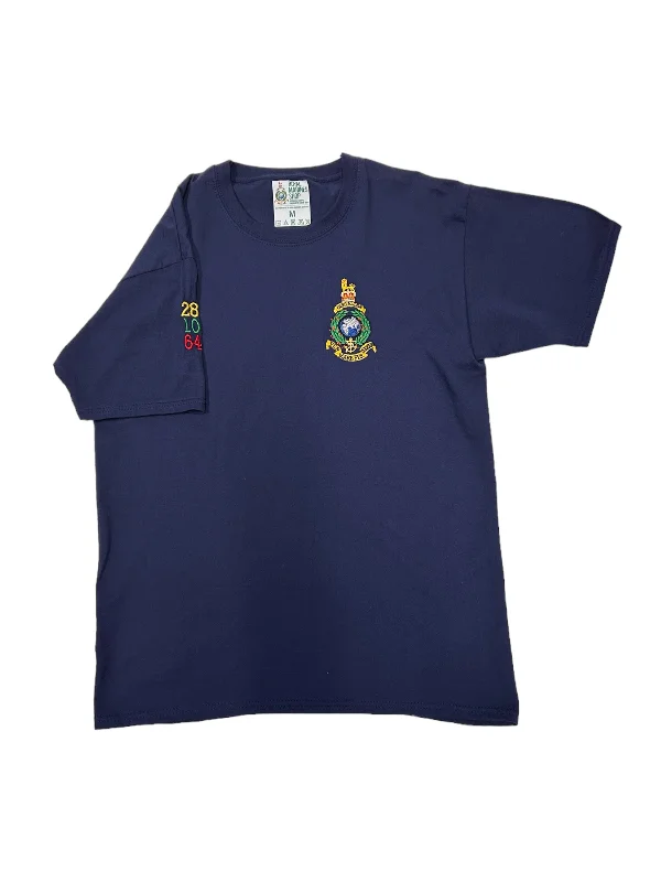Men's polo t - shirts with a contrast collar for a preppy lookClassic T-Shirt - Navy
