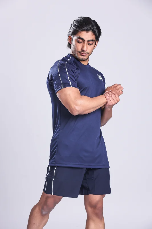 Men's mock - neck t - shirts with a modern and sleek styleEssential Performance T-shirt- Navy