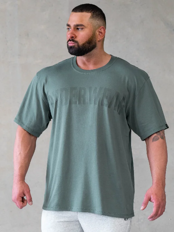 Men's smart - casual checkered t - shirts for semi - formal occasionsForce Oversized T-Shirt - Fern Green