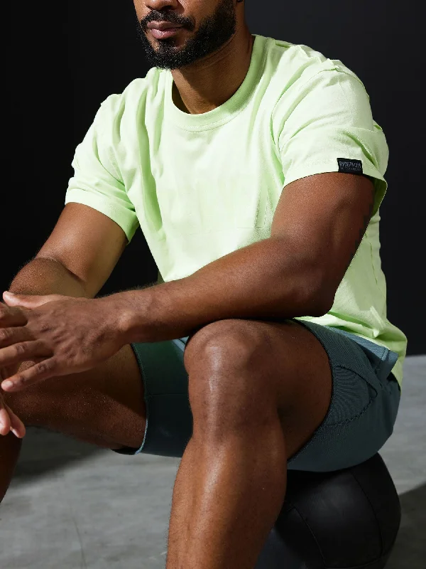 Men's long - sleeve henley t - shirts with button - down placketsForce Oversized T-Shirt - Lime