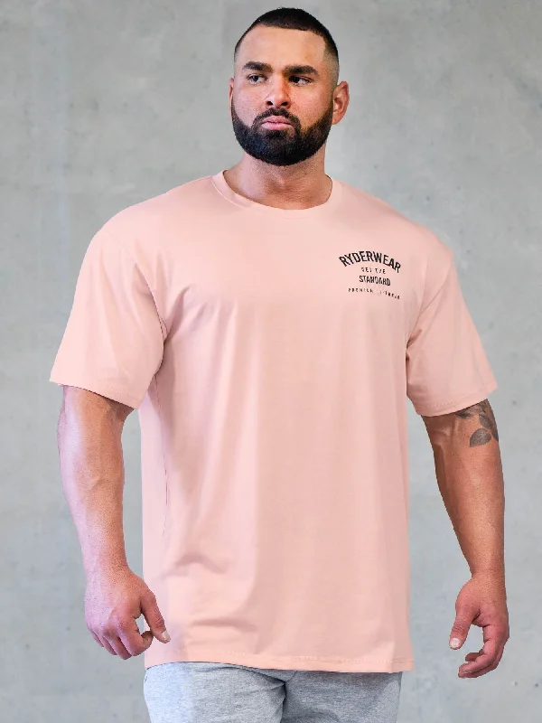 Men's lightweight performance t - shirts for running marathonsLegacy T-Shirt - Faded Pink