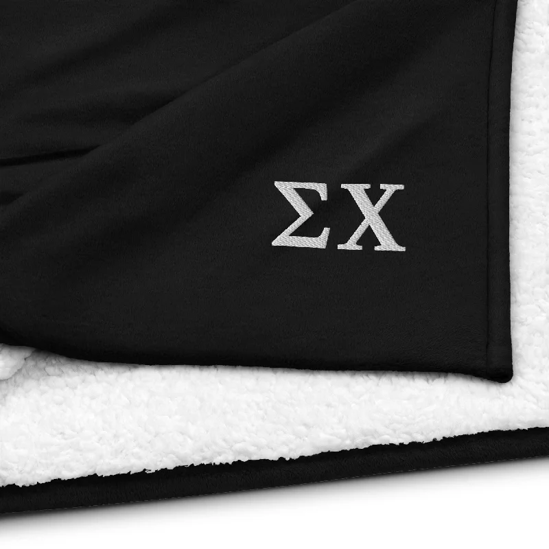Men's polo t - shirts with a contrast collar for a preppy lookSigma Chi Sherpa Blanket Men's polo t - shirts with a contrast collar for a preppy lookSigma Chi Sherpa Blanket