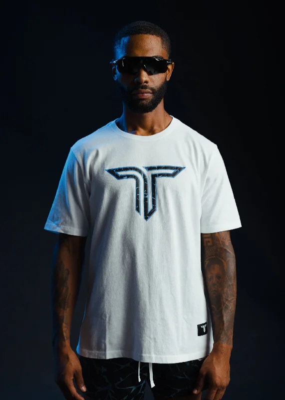 Men's distressed denim - look t - shirts with a rugged appealMagma "Blue Steel" Logo T-Shirt - White