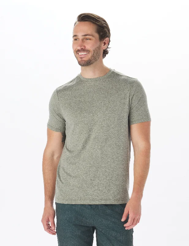 Men's distressed denim - look t - shirts with a rugged appealSalton Short Sleeve: Forest Heather