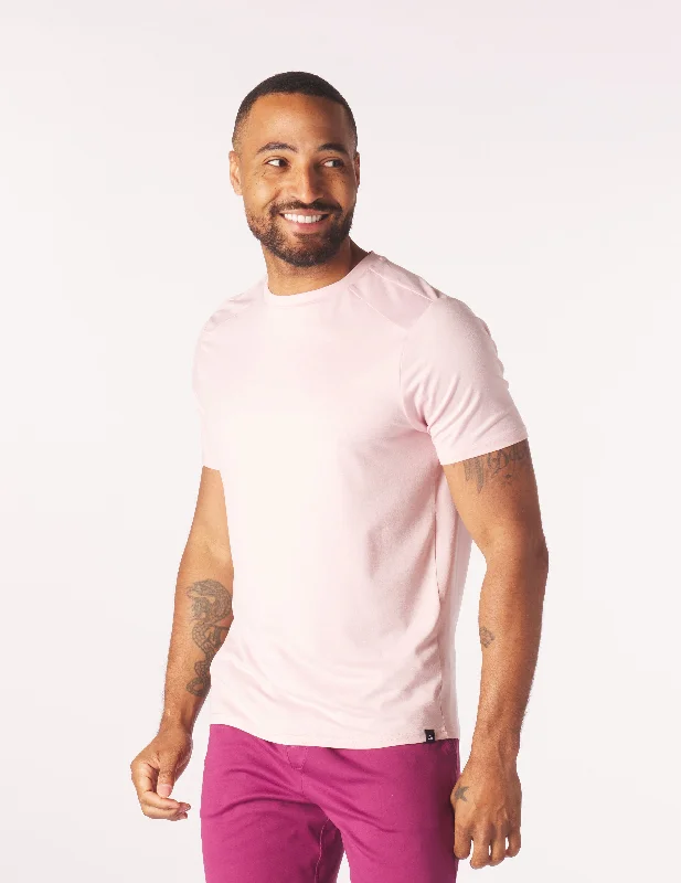 Men's moisture - wicking athletic t - shirts for intense workoutsSalton Short Sleeve: Peony Heather