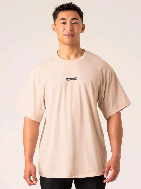 Men's thermal t - shirts with a high - neck design for cold weatherTerrain T-Shirt - Chalk