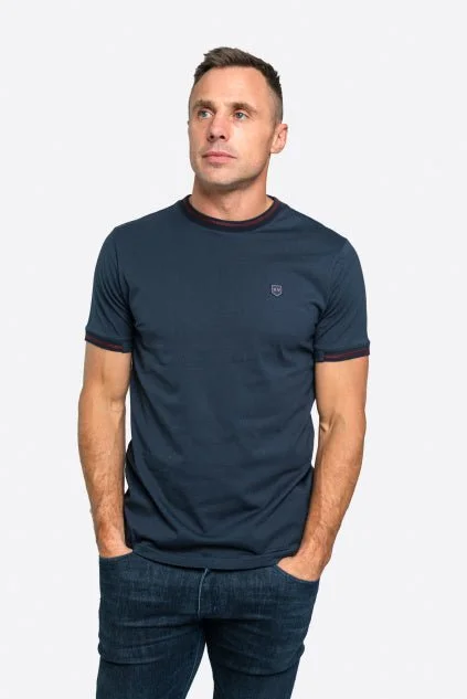 Men's thermal t - shirts with a high - neck design for cold weatherXV Kings Pretoria T-Shirt