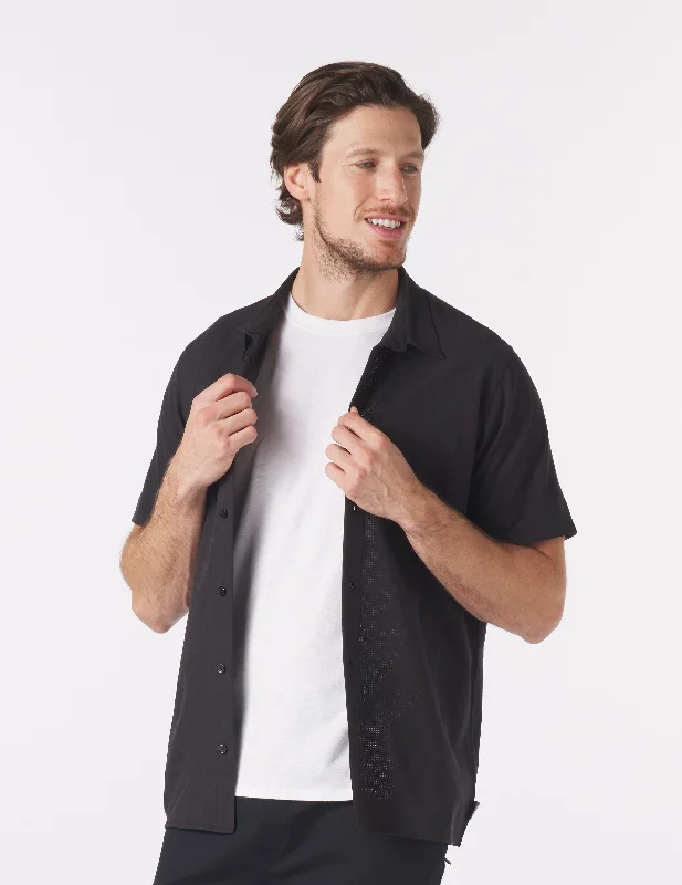 Men's thermal t - shirts with a high - neck design for cold weatherZephyr Shirt: Black